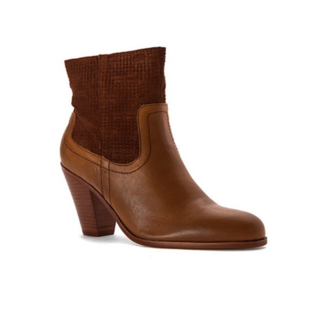 Corso Como Harvest booties in tobacco size 9‎